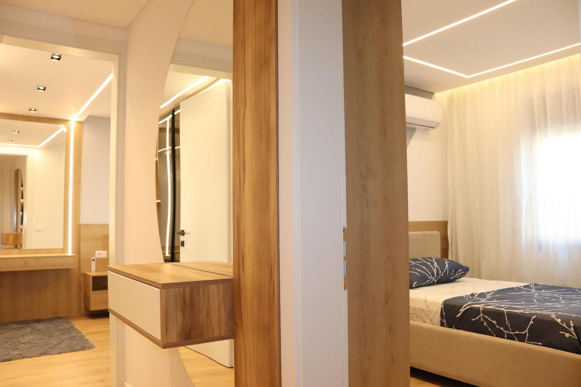 Soinn'S Apartament Тирана Экстерьер фото